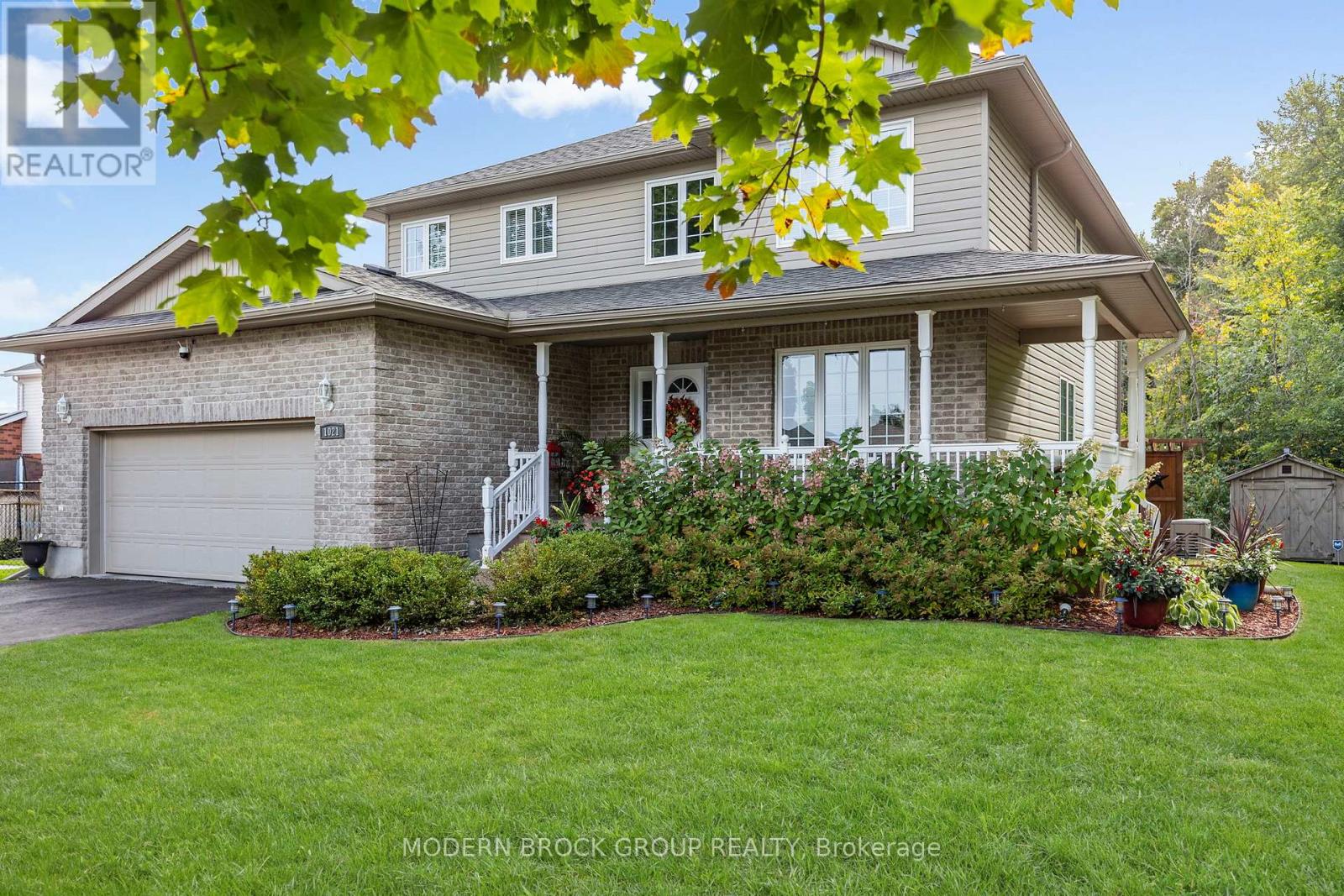 1021 Kingswood St, Brockville, ON K6V 7G1