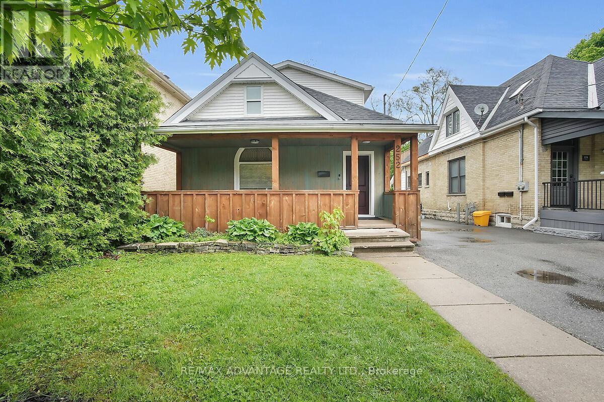 252 Cheapside St, London, ON N6A 2A1