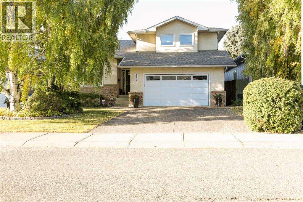 112 Edgewood Blvd W, Lethbridge, AB T1K 5Z7