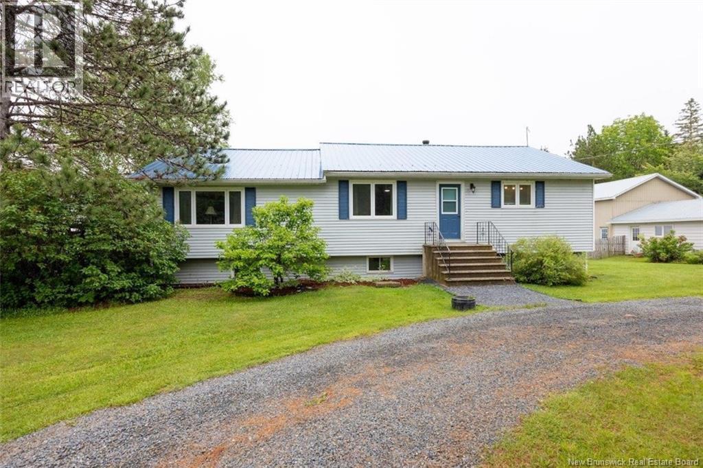 3748 Route 640, Yoho, NB E6K 2Z3