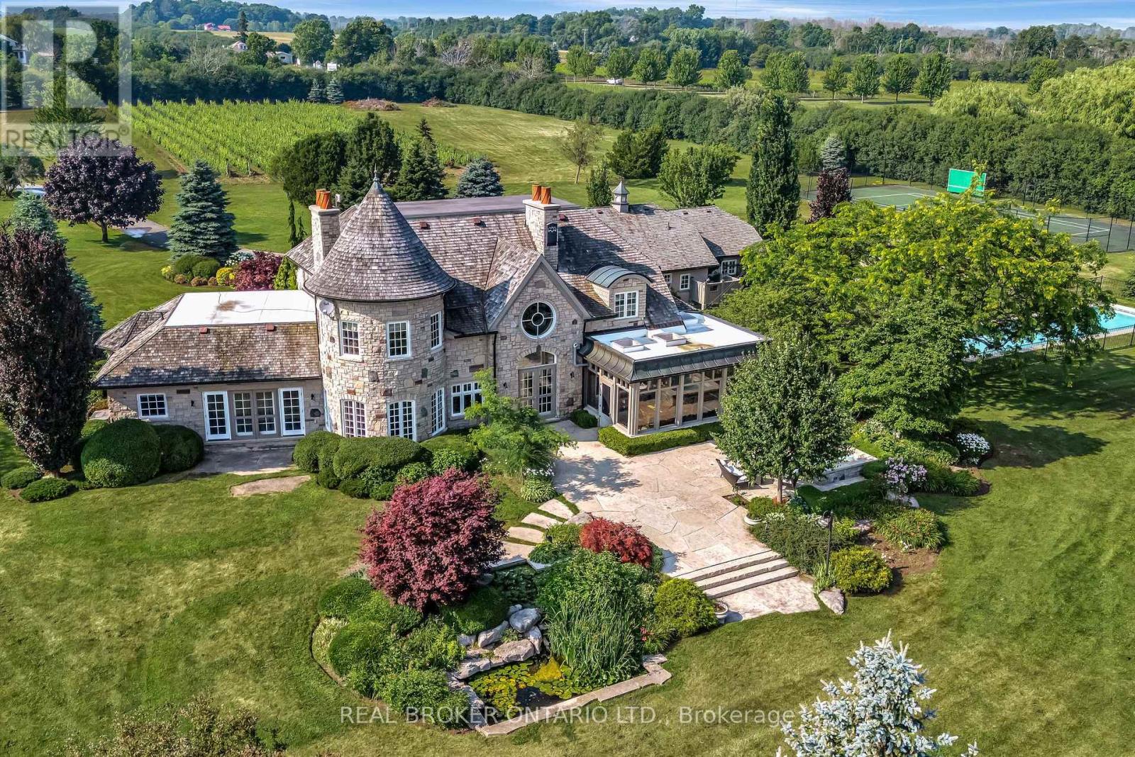 37 Bellavista Dr, Prince Edward County Hillier, ON K0K 3L0