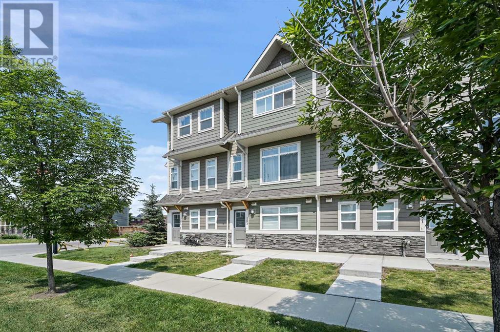 1673 Legacy Cir SE, Calgary, AB T2X 4H9