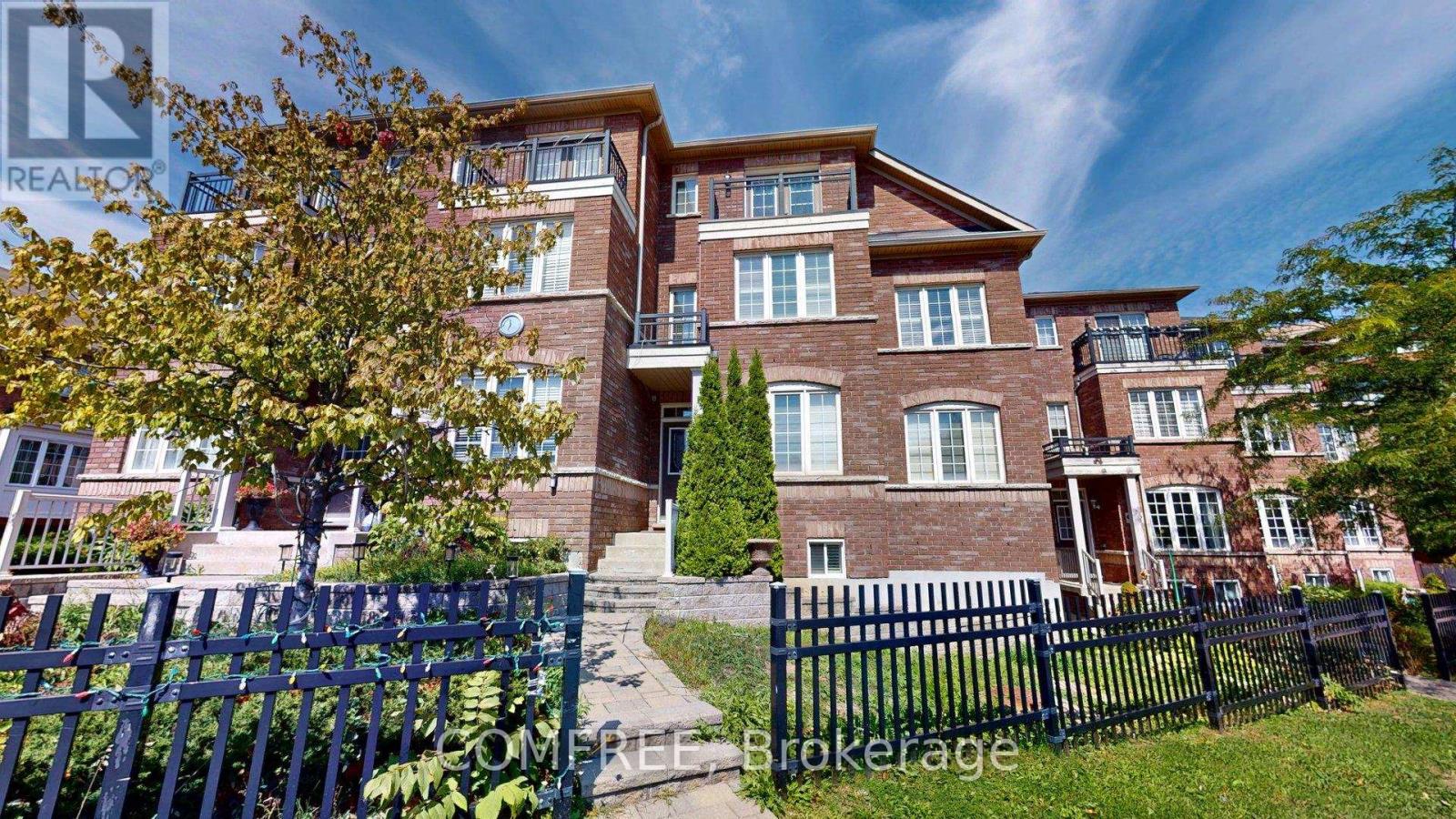 3358 C Kingston Rd, Toronto, ON M1M 1R2