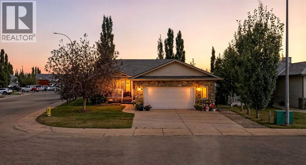 79 Hillcrest Blvd, Strathmore, AB T1P 0A4