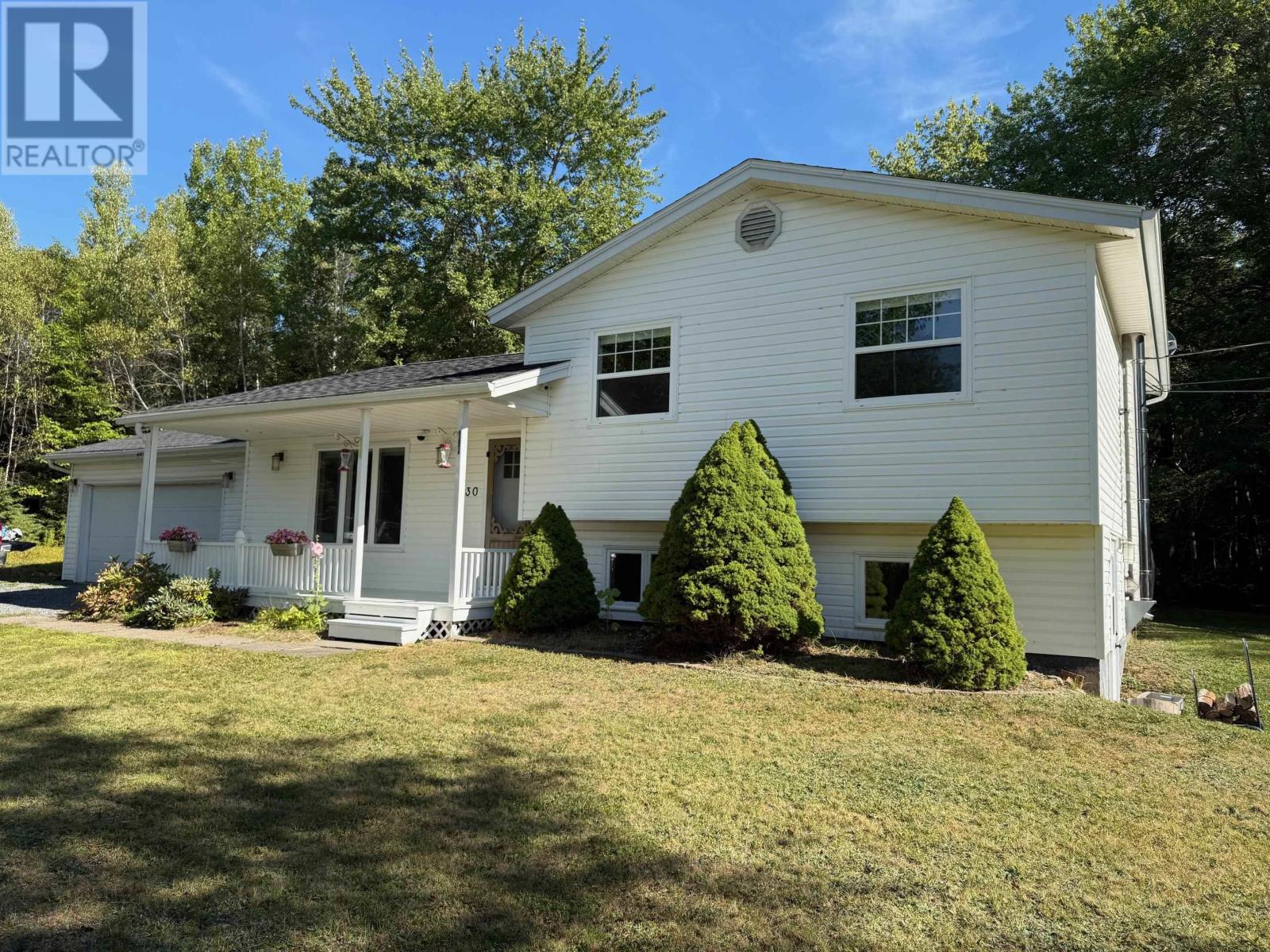 30 Jessie Ln, Pine Grove, NS B0J 1E0