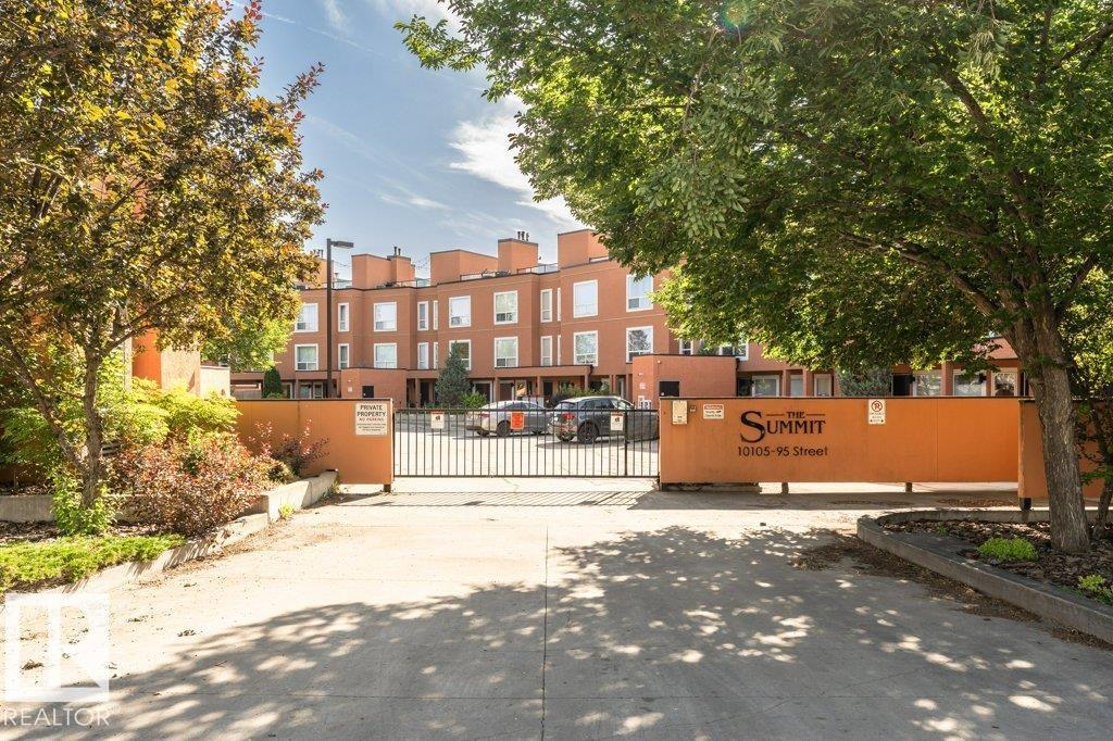 10105 95 Street #214, Edmonton, AB T5H 4M4