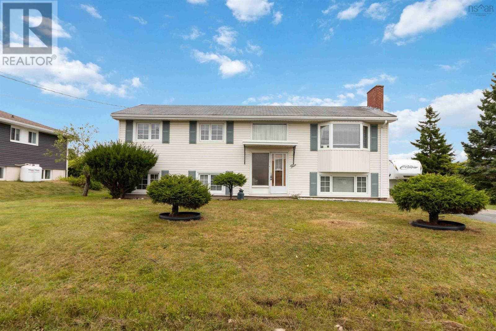 4 Aubrey Ter, Eastern Passage, NS B3G 1C6