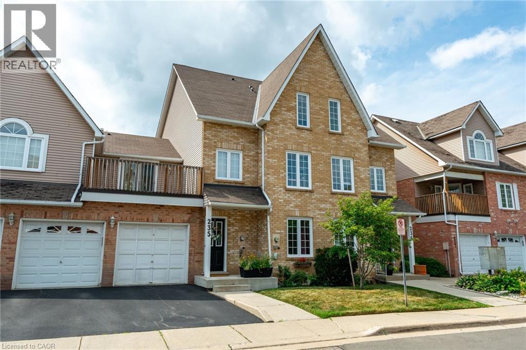 2075 Walkers Line Unit 235, Burlington, ON L7M 4G7