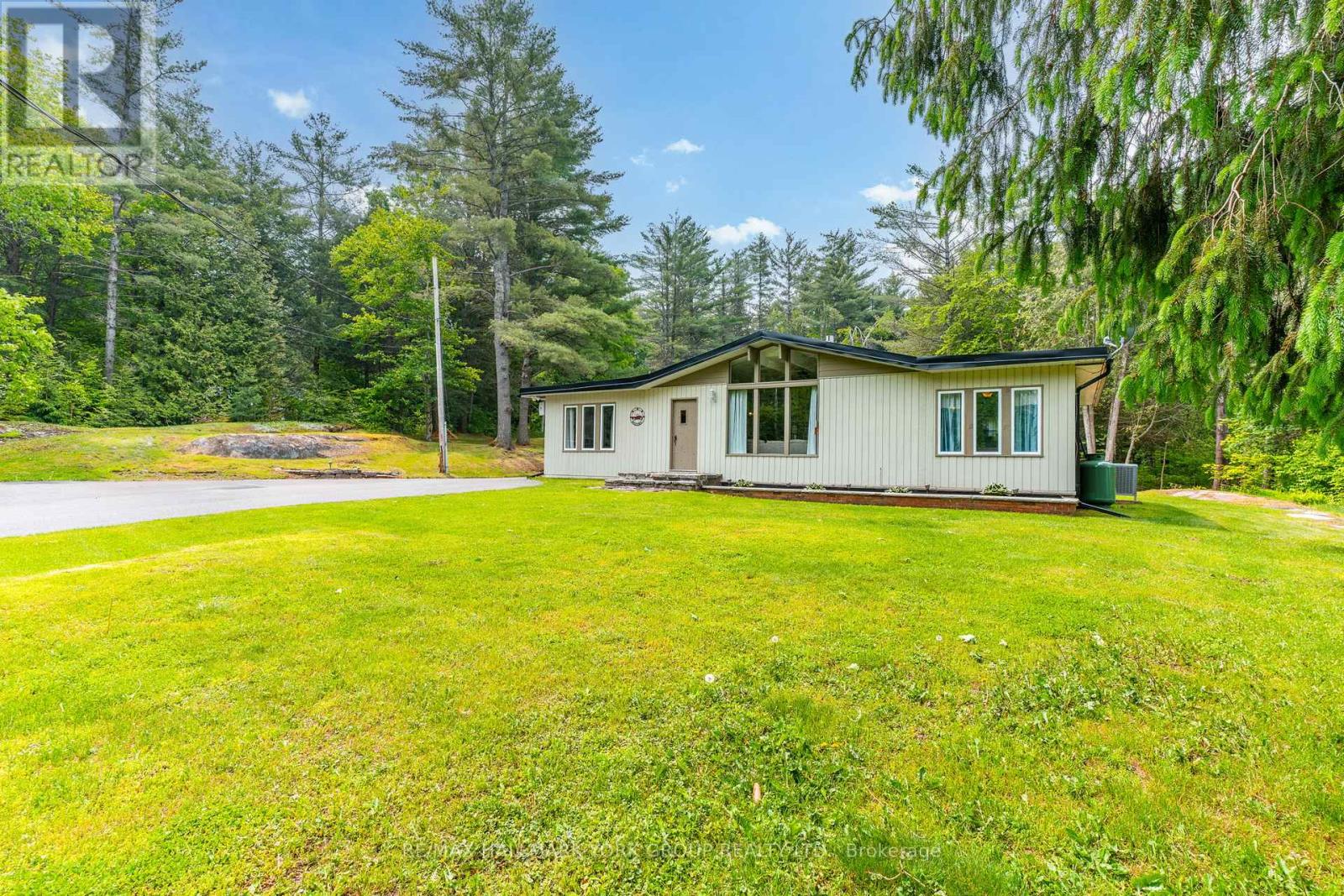 4001 County 121 Rd, Kawartha Lakes Kinmount, ON K0M 2A0