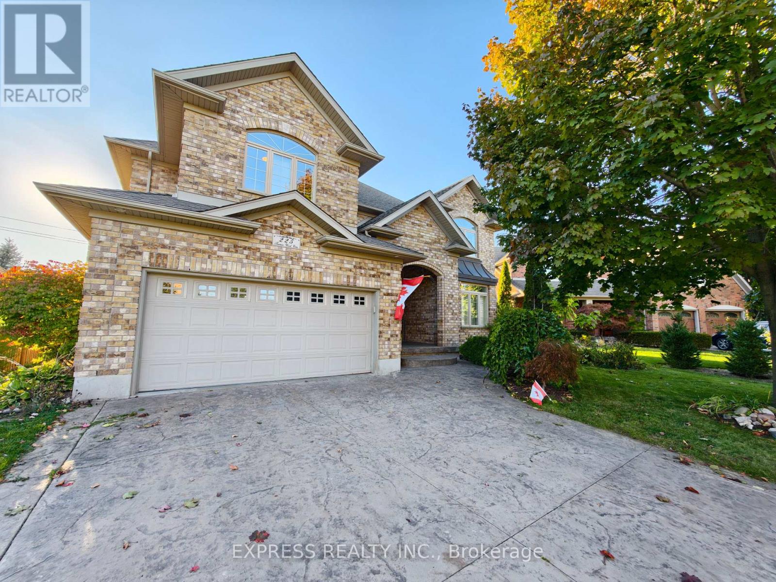 225 Terrace Wood Cres, Kitchener, ON N2P 2T3