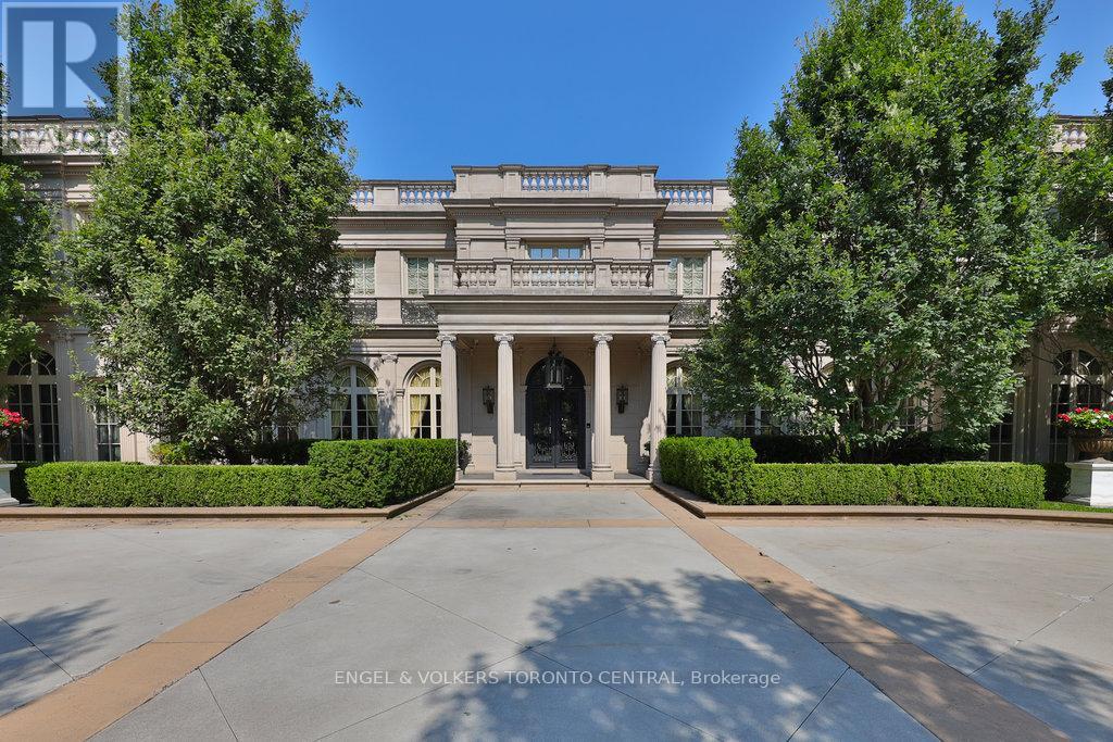 489 Lakeshore Rd E, Oakville, ON L6J 1K4