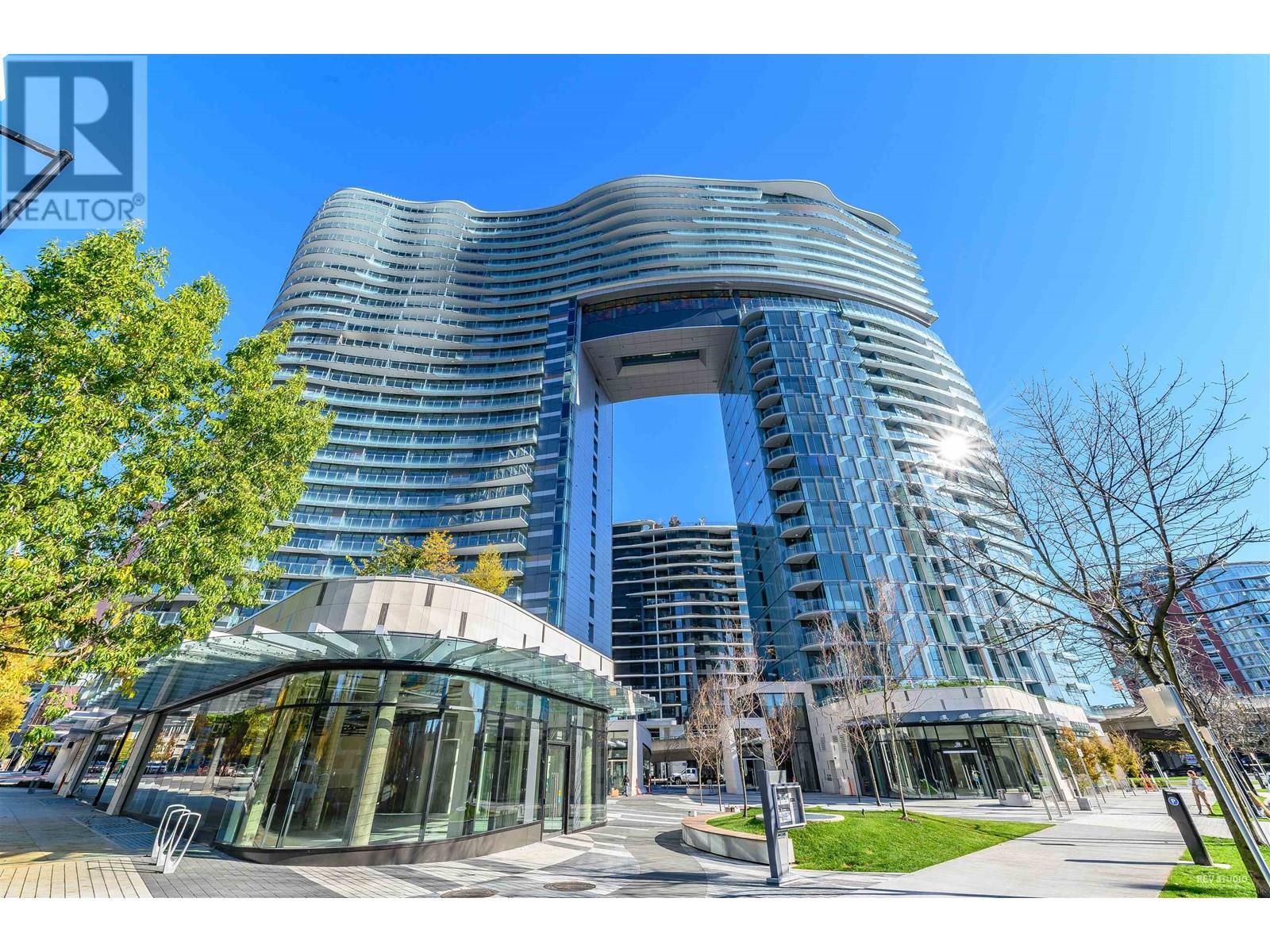 89 Nelson Street Unit 704, Vancouver, BC V6Z 0E7
