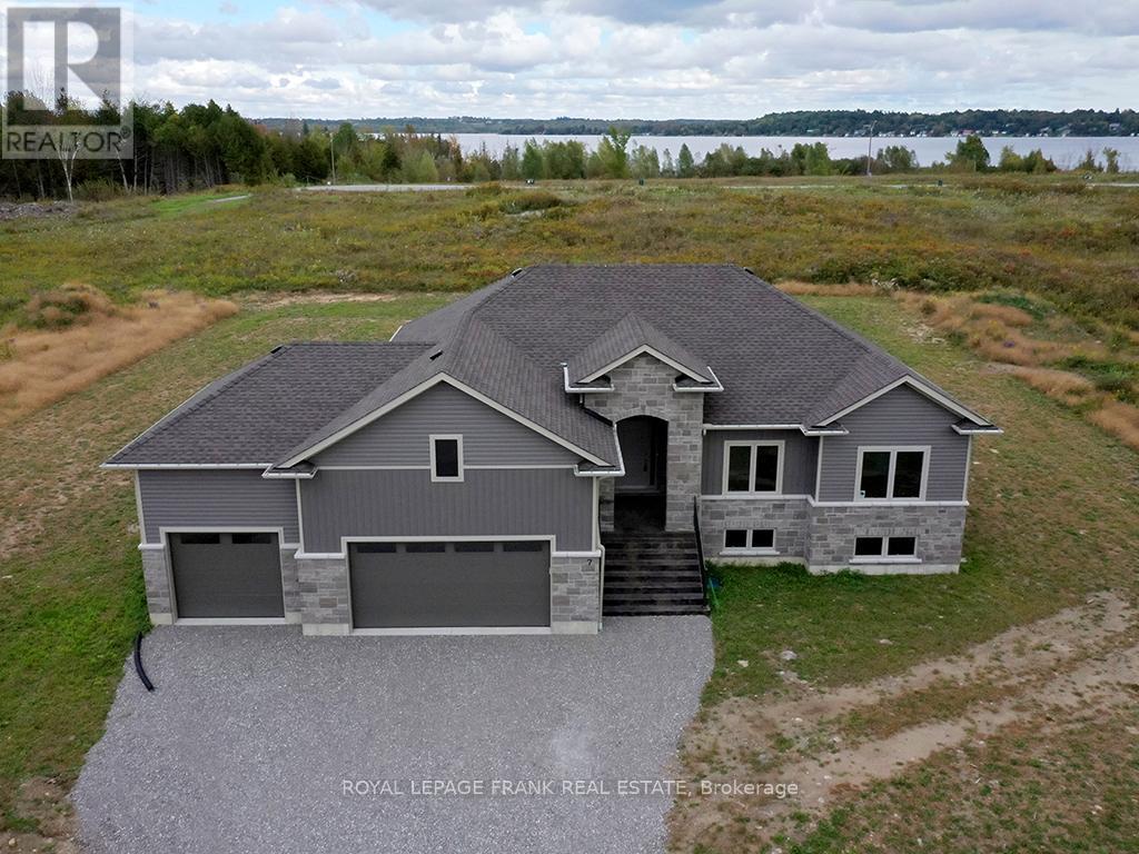 7 Nipigon St, Kawartha Lakes, ON K0M 1N0