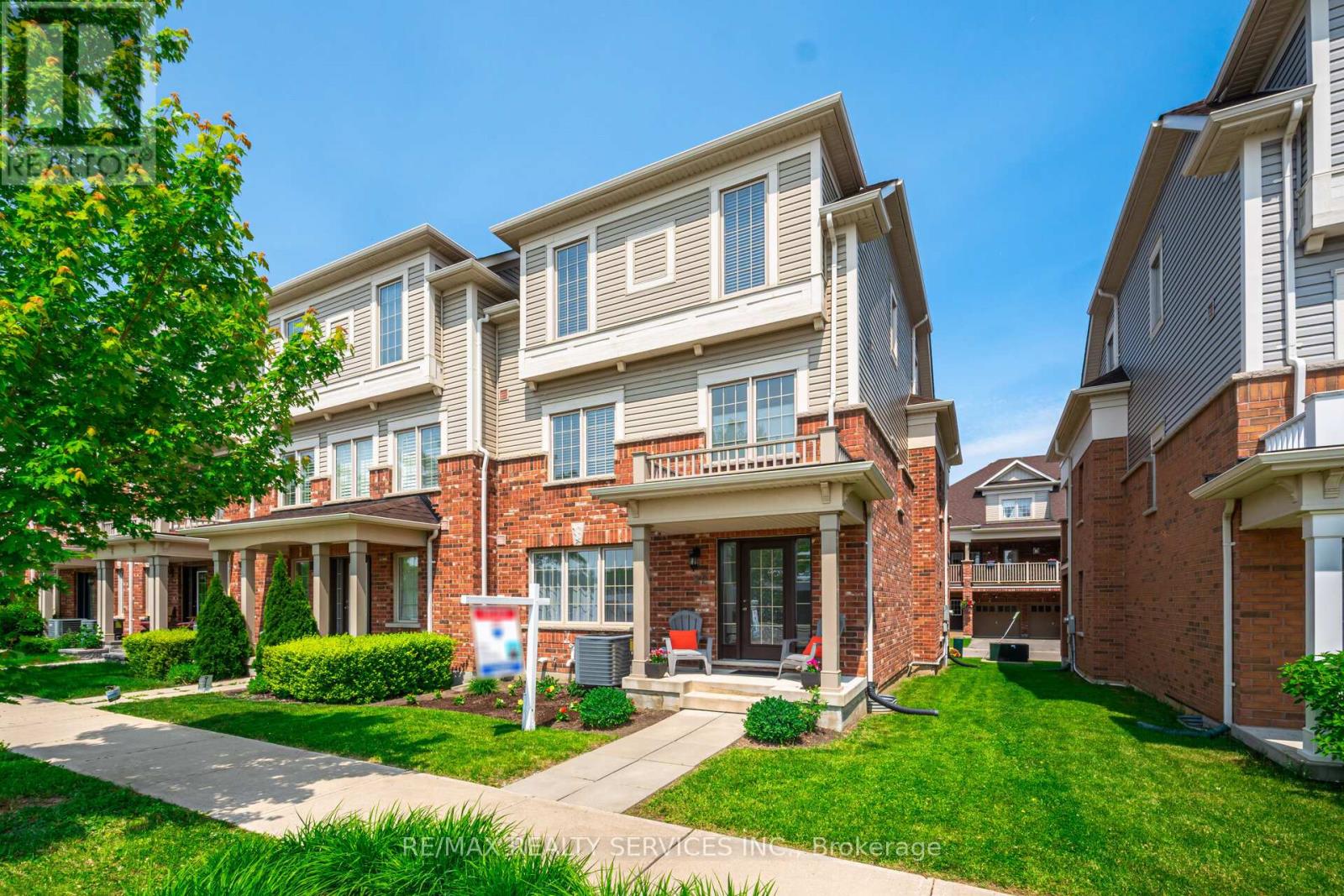 22 Mcdevitt Ln, Caledon, ON L7C 3S2