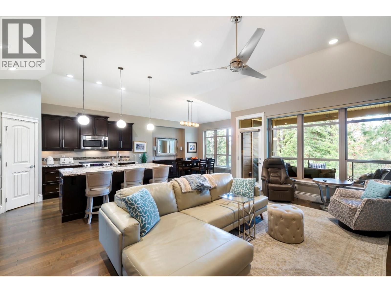 4346 Gallaghers Fairway S, Kelowna, BC V1W 4X4