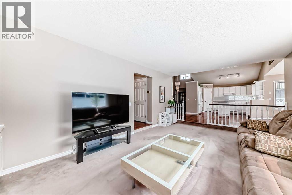 1405 Shawnee Rd SW, Calgary, AB T2Y 2T1
