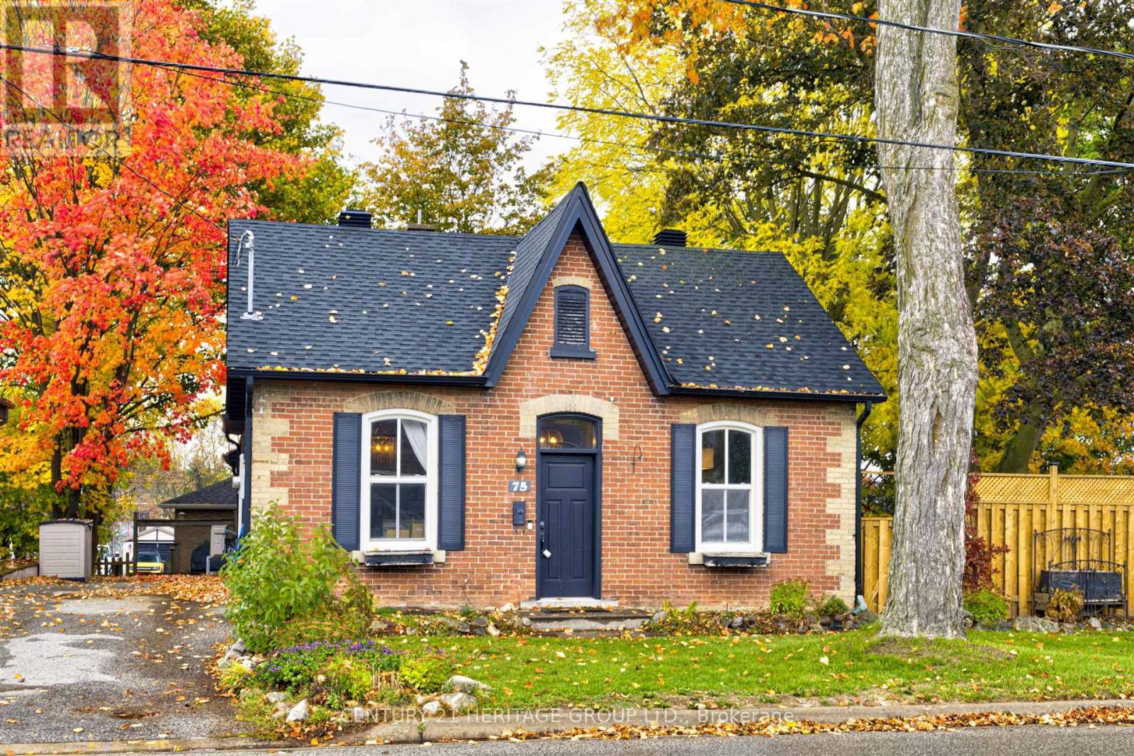 75 John St, Orangeville, ON L9W 2P7