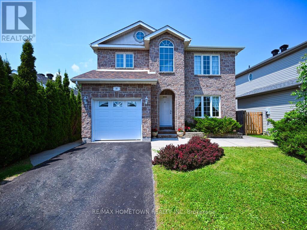 16 Regency Pl, Brockville, ON K6V 7M5