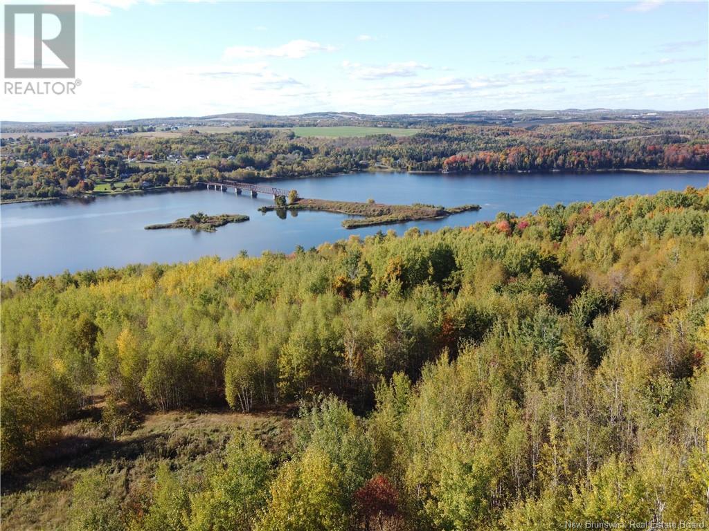 75 Kelsey St, Grafton, NB E7N 0A7