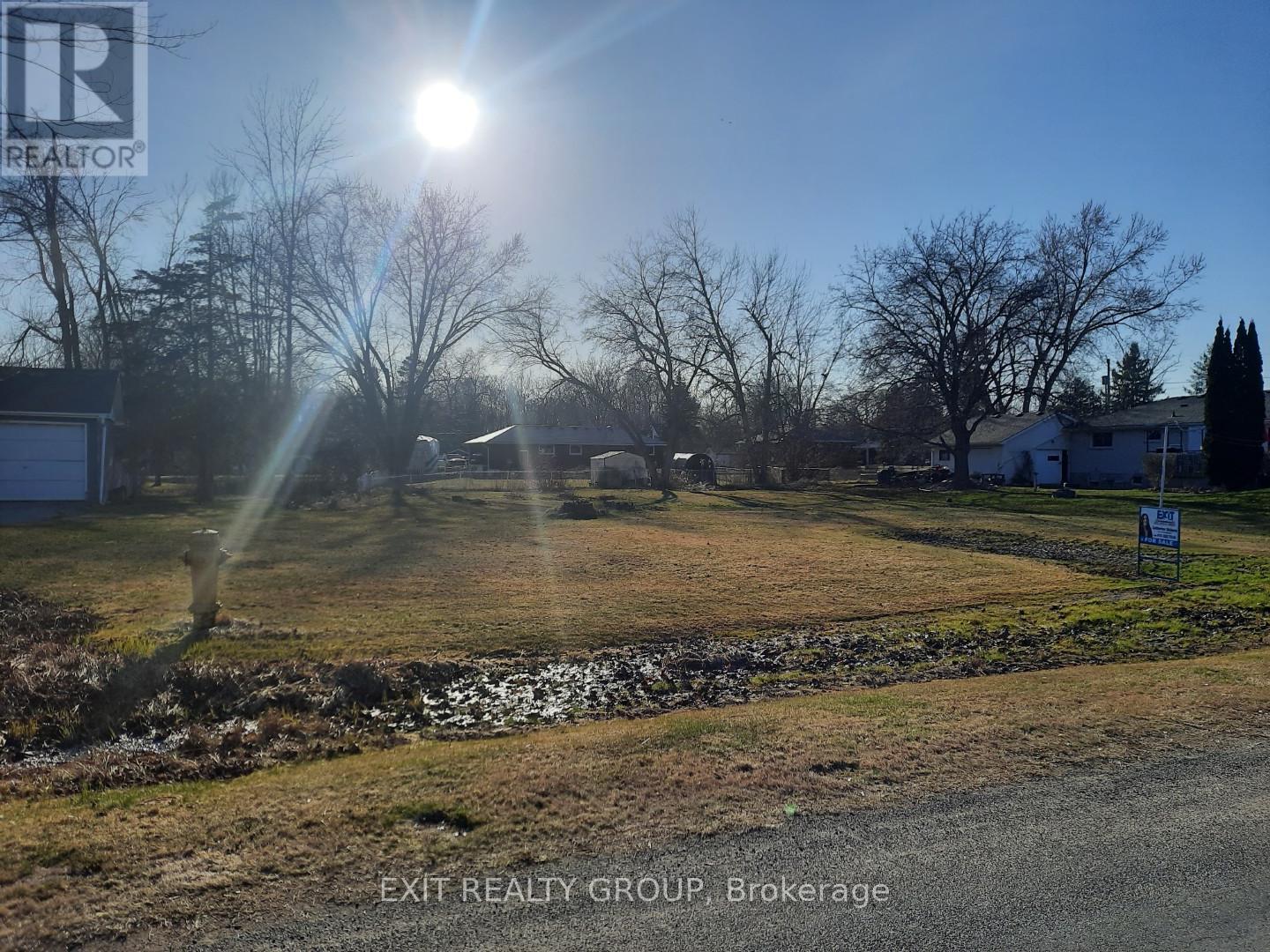 18 Alice Ave, Quinte West, ON K8V 5P5