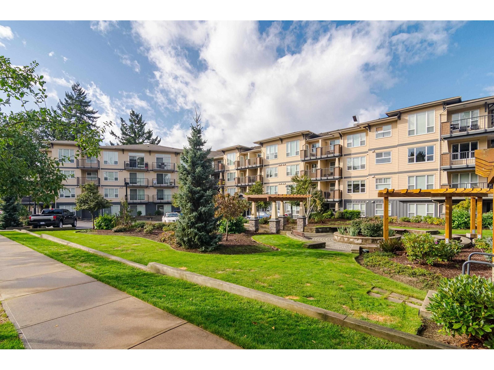2565 Campbell Avenue Unit 124, Abbotsford, BC V2S 0E3