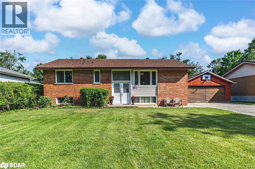 250 Sunnybrae Ave, Innisfil, ON L9S 1J1