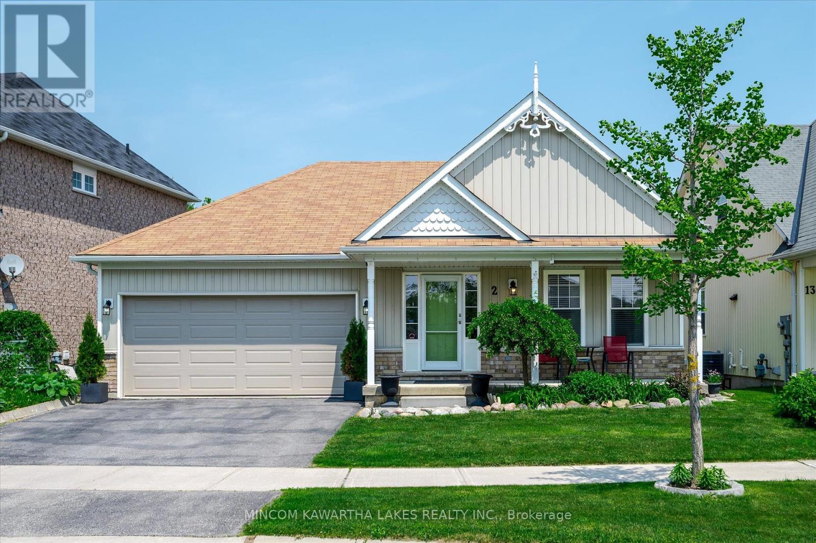 2 Peace Cres, Peterborough, ON K9H 0C1