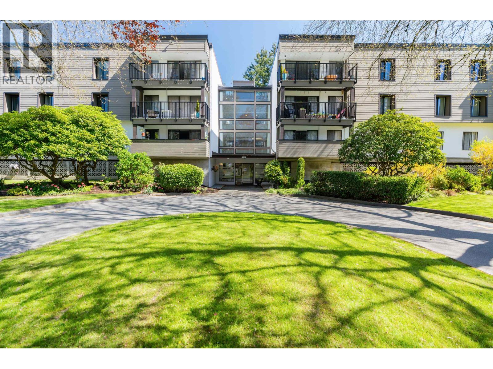8880 No 1 Road Unit 124, Richmond, BC V7C 4C3