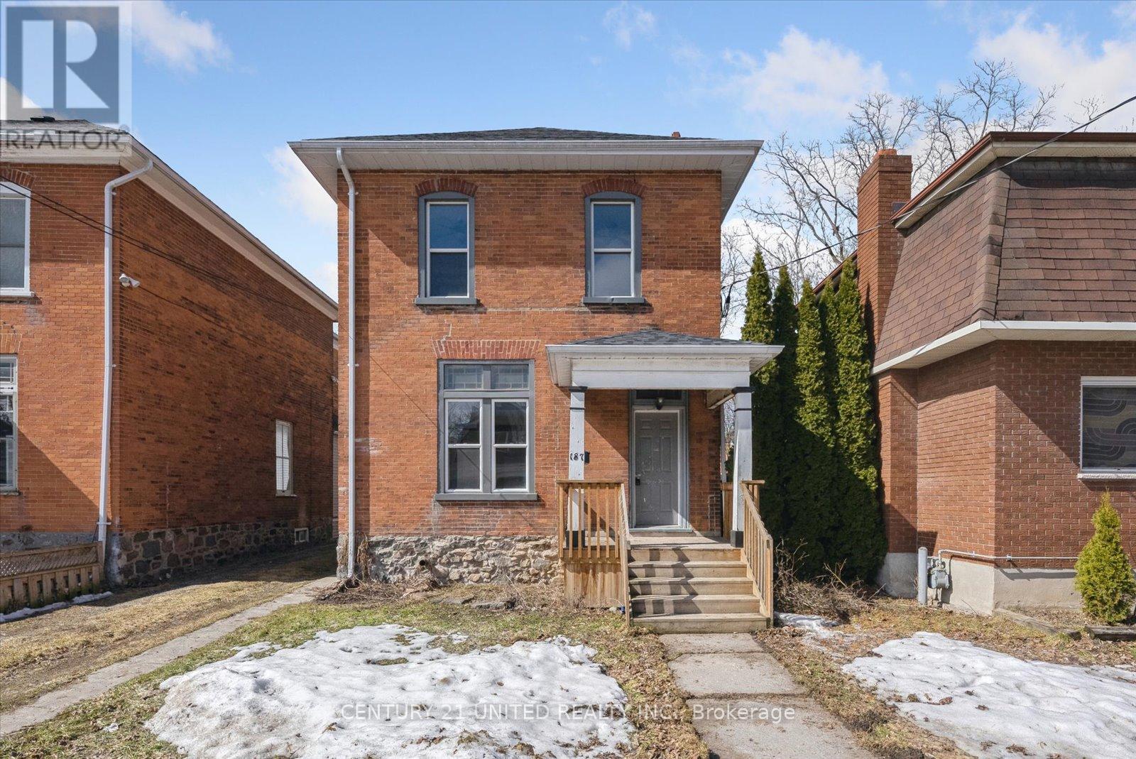 187 Stewart St, Peterborough, ON K9J 3M4