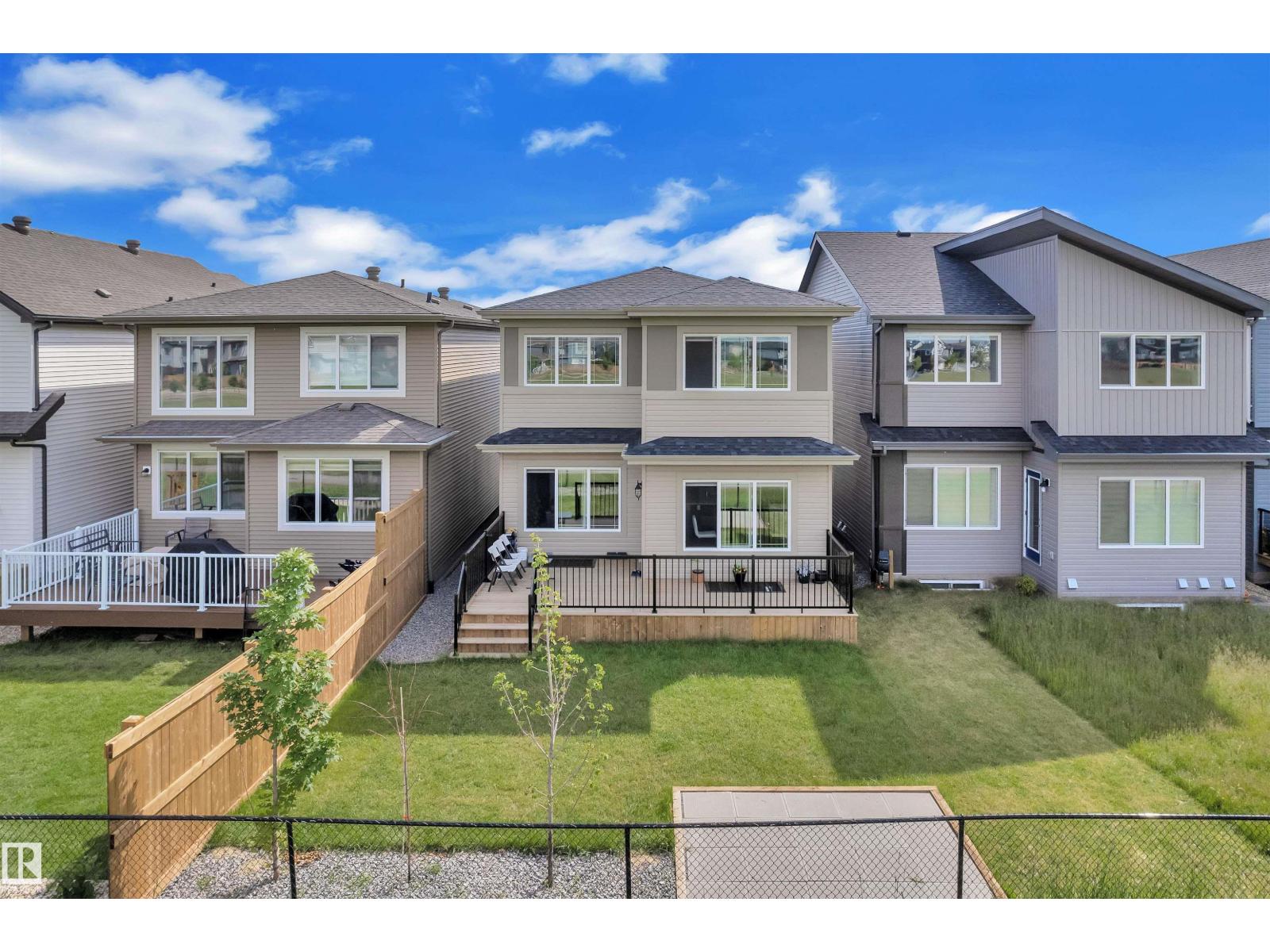 18 Av Sw Unit 15640, Edmonton, AB T6W 5C2