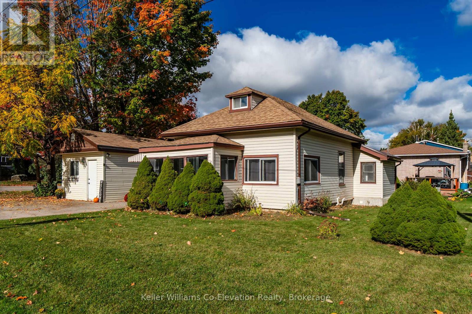 808 Quebec St, Midland, ON L4R 1E9