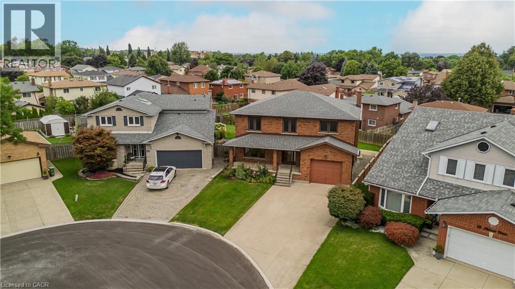 18 Marcel Pl, Hamilton, ON L9B 1W3