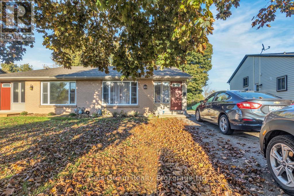 61 Tennyson St, Woodstock, ON N4S 8B3