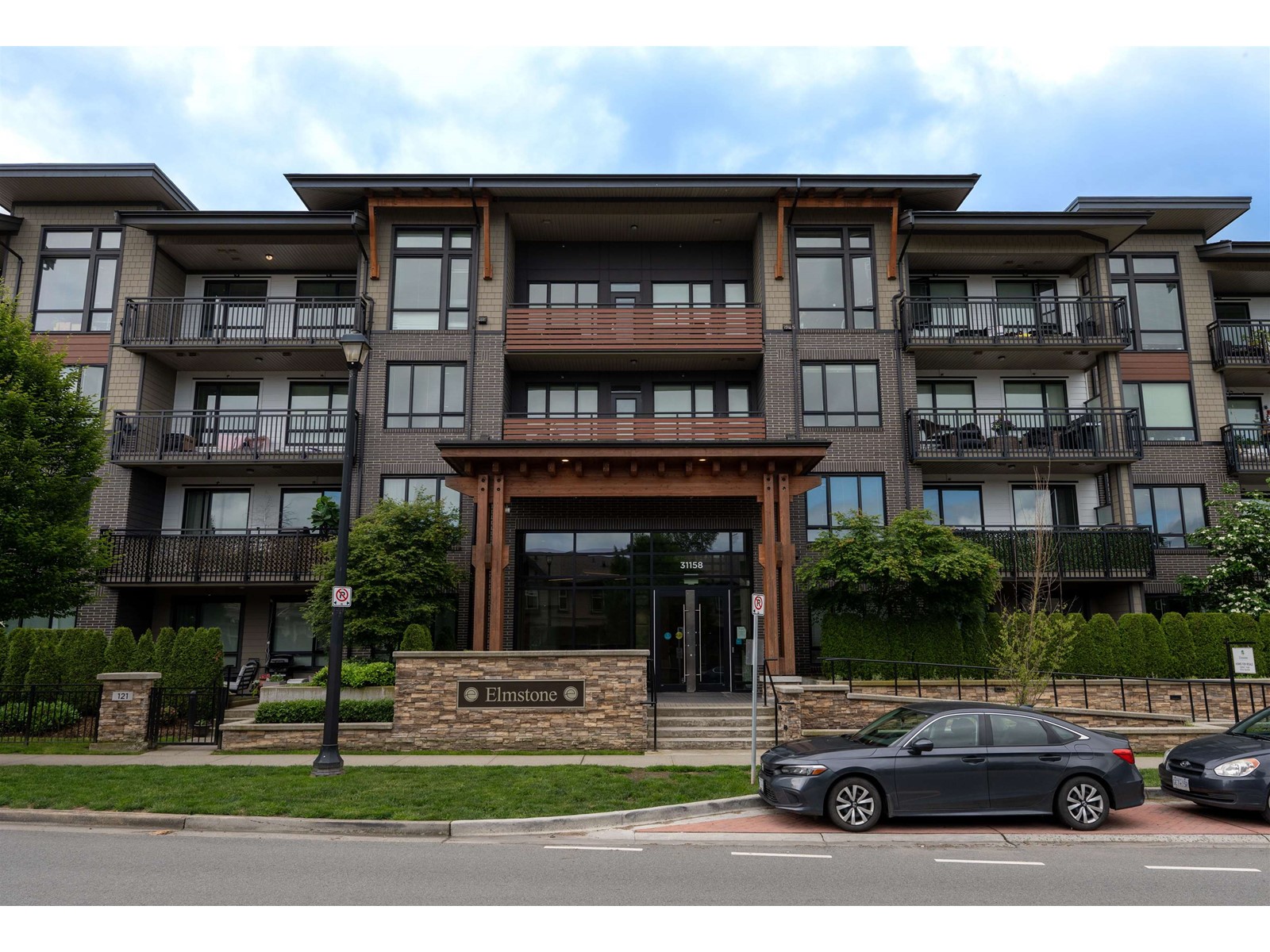 31158 Westridge Place Unit 323, Abbotsford, BC V2T 0K5