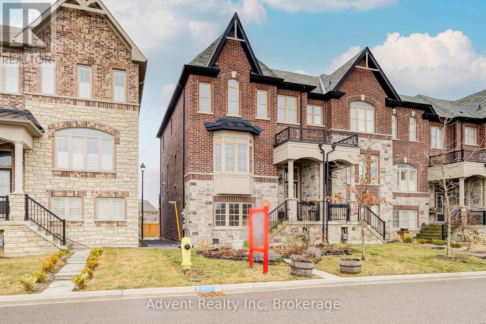 95 Beechborough Cres, East Gwillimbury, ON L9N 0L6