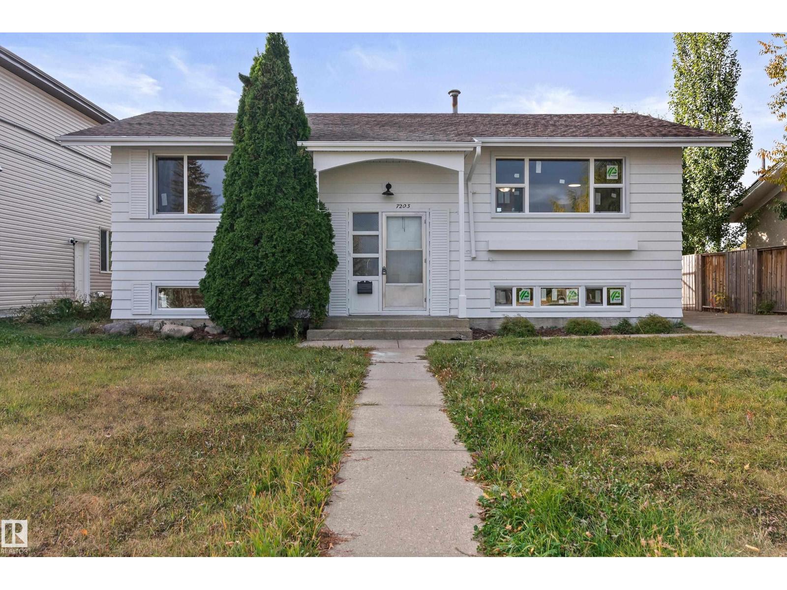 93 Av Nw Unit 7203, Edmonton, AB T6B 1B2
