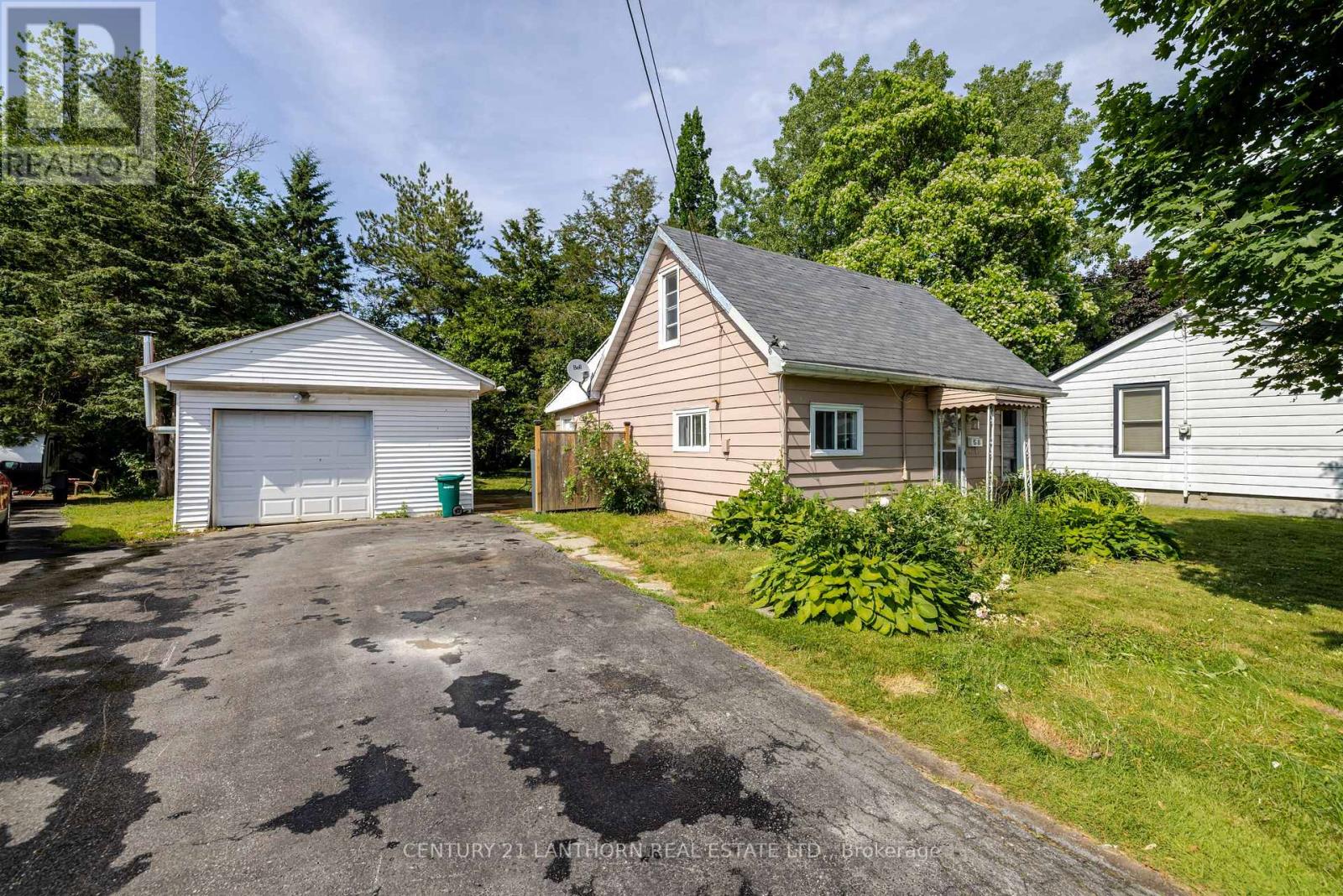 58 Kidd Ave, Quinte West, ON K8V 2C7
