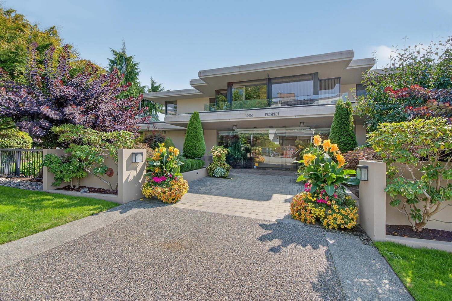 15050 Prospect Avenue Unit 402, White Rock, BC V4B 2B4