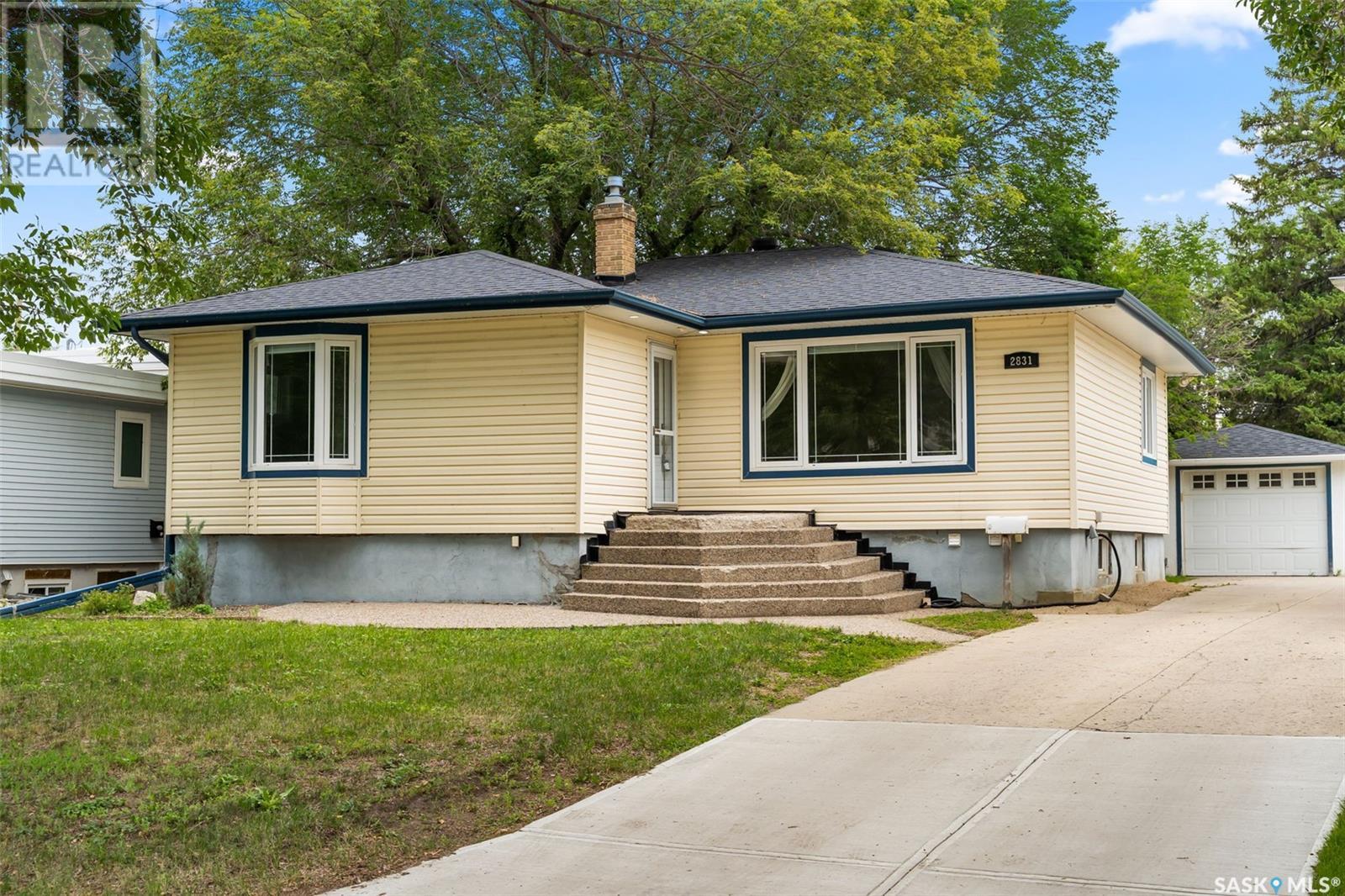 2831 Quinn Dr, Regina, SK S4P 2W2