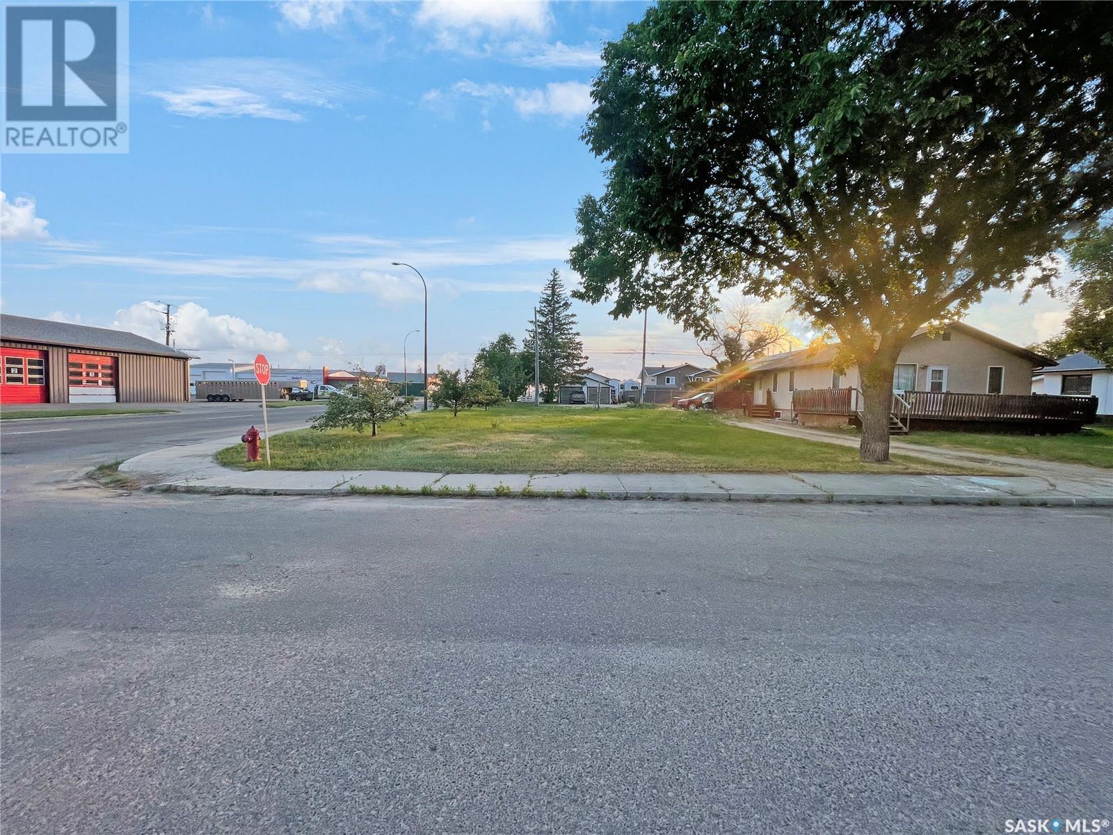 204 9 Avenue Northwest, Swift Current, SK S9H 1A7