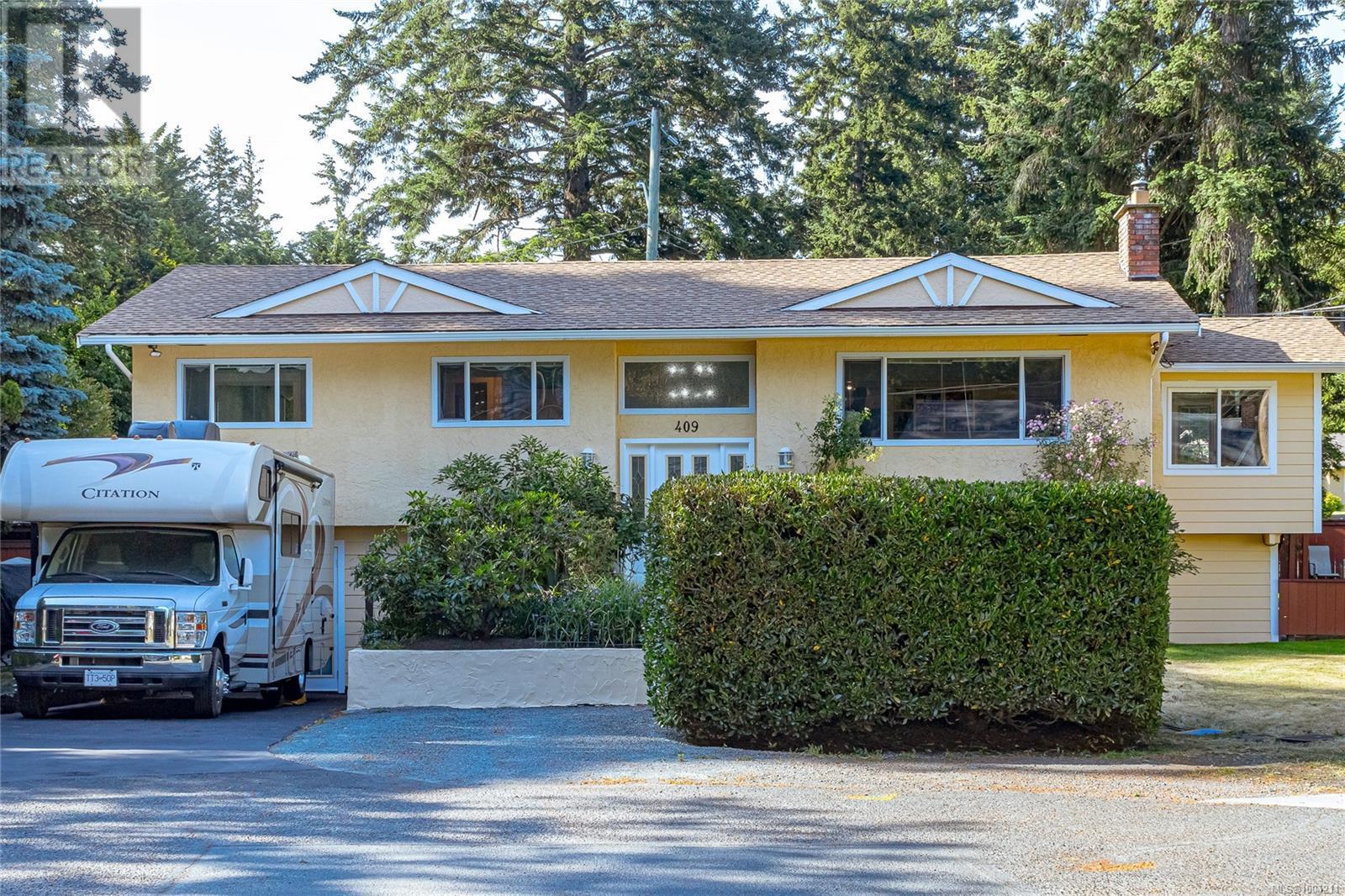 409 Raynerwood Pl, Victoria, BC V9C 2B3