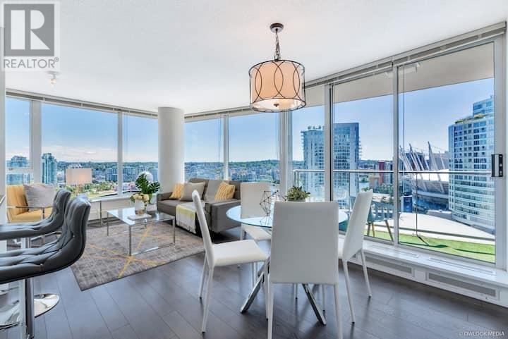 689 Abbott Street Unit 2705, Vancouver, BC V6B 0J2