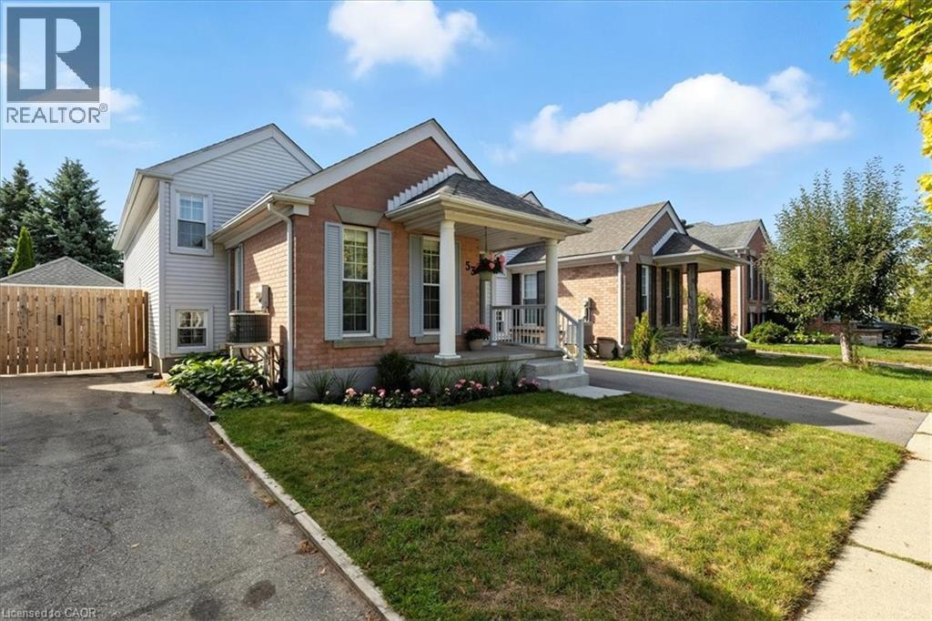 53 Wake Robin Dr, Kitchener, ON N2E 3L4