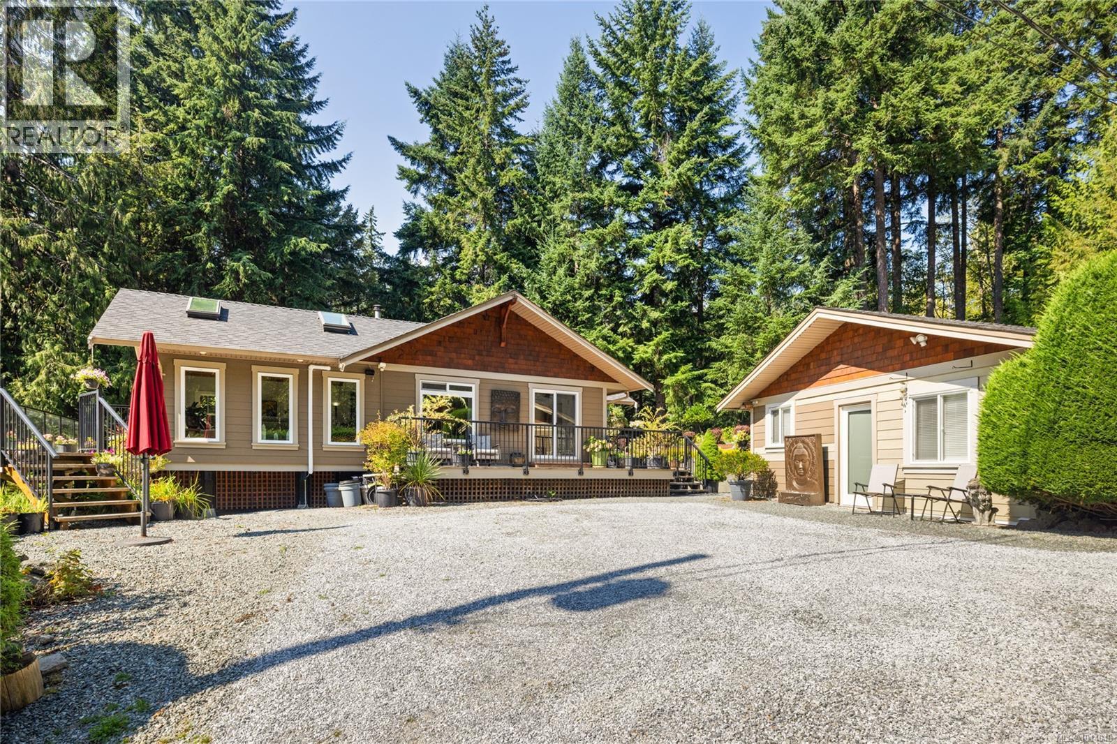 3061 Renfrew Rd, Shawnigan Lake, BC V8H 2E4