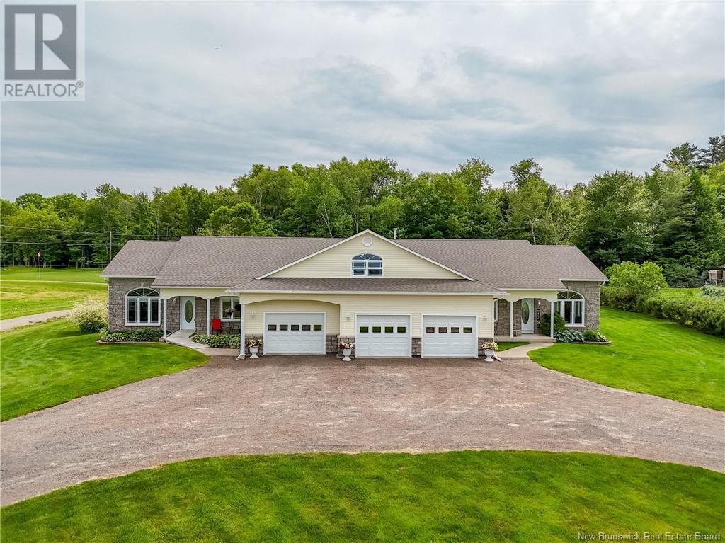 240 Crocks Point Rd, Keswick Ridge, NB E6L 1T7