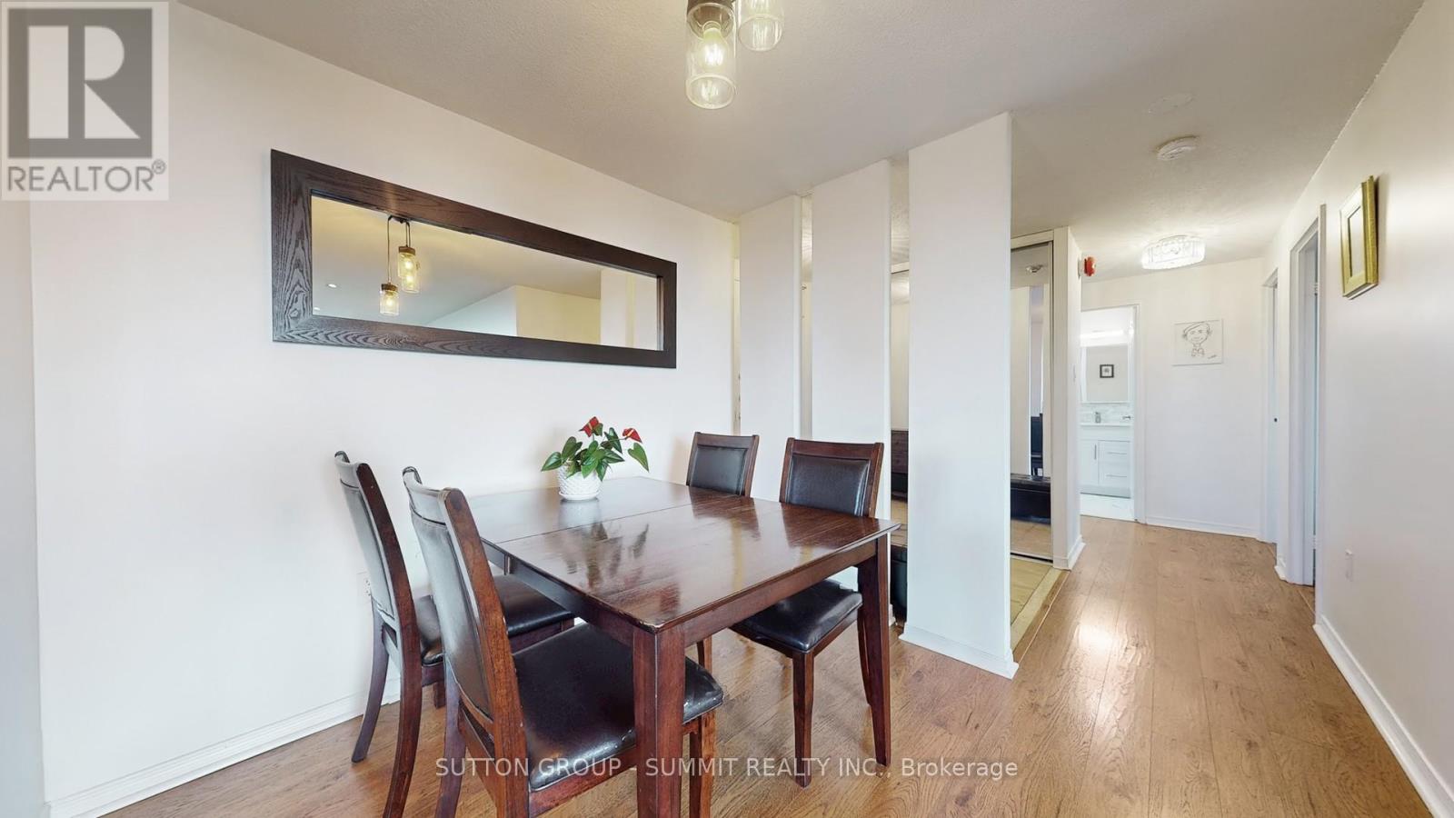 706 6720 Glen Erin Dr, Mississauga, ON L5N 3K8