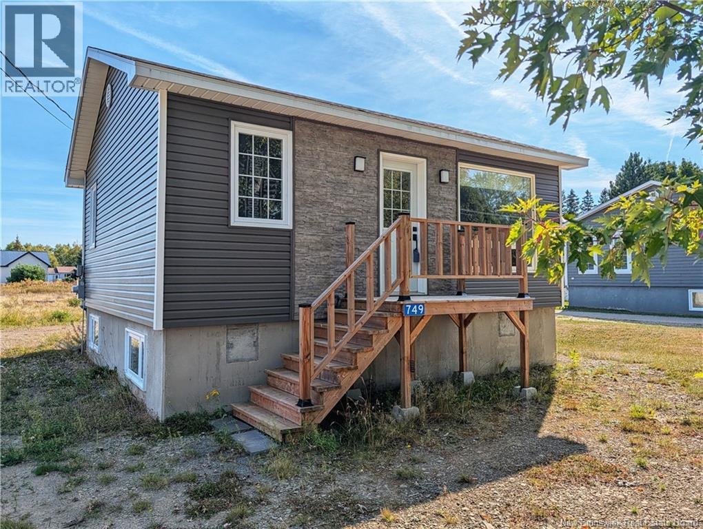 749 Saintjoseph Blvd, Saint-lolin, NB E8N 2N3