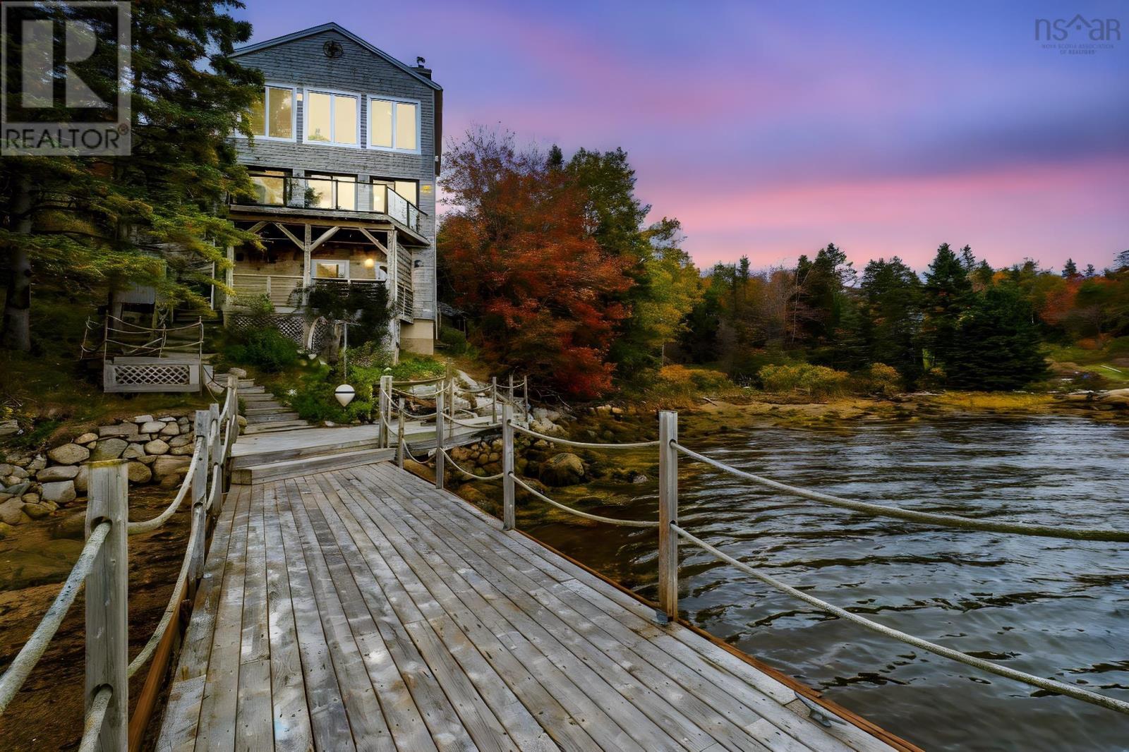 6566 St Margarets Bay Rd, Head Of St. Margarets Bay, NS B3Z 1Y3