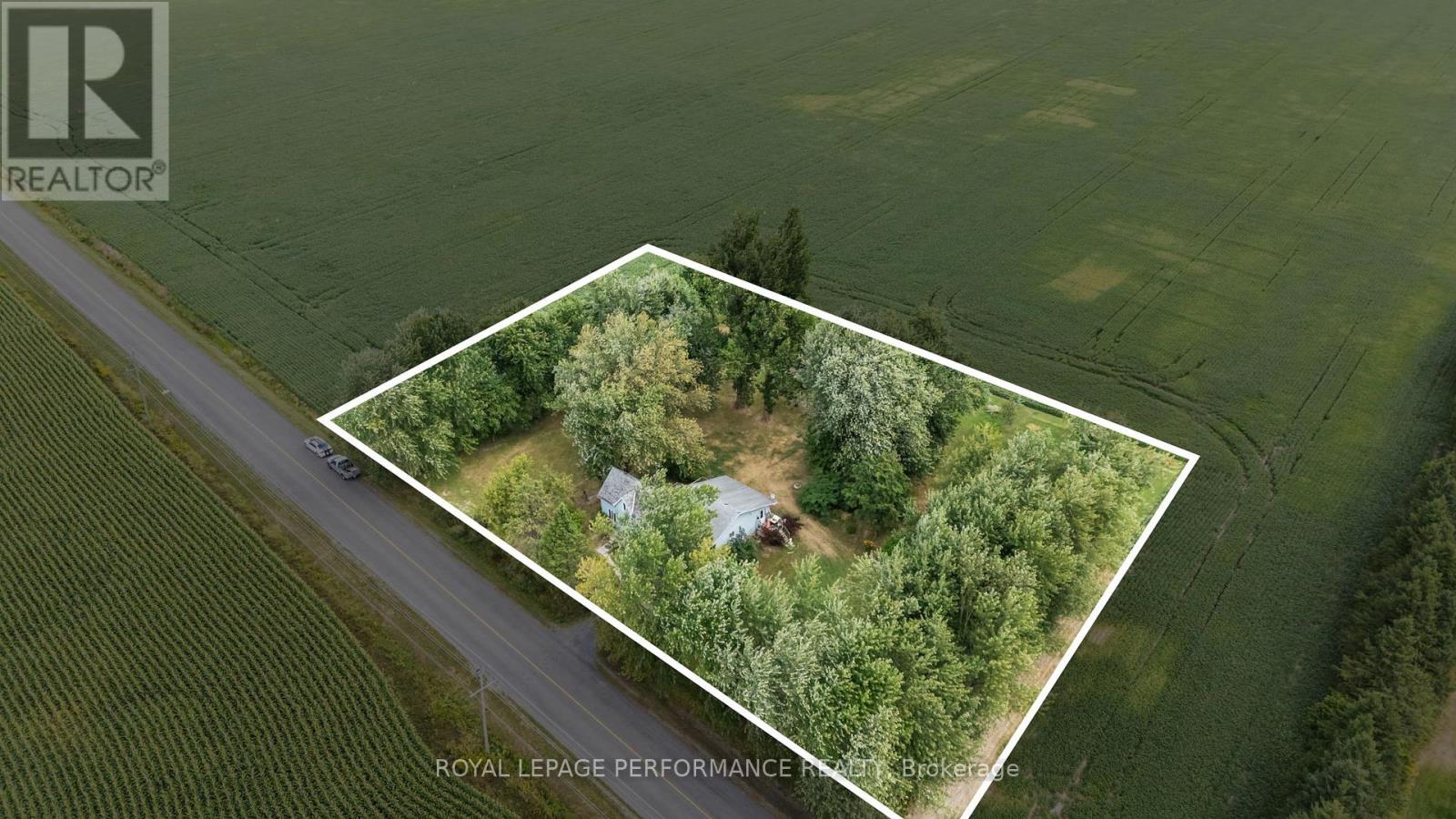 721 St Thomas Rd, Russell, ON K0A 1W0