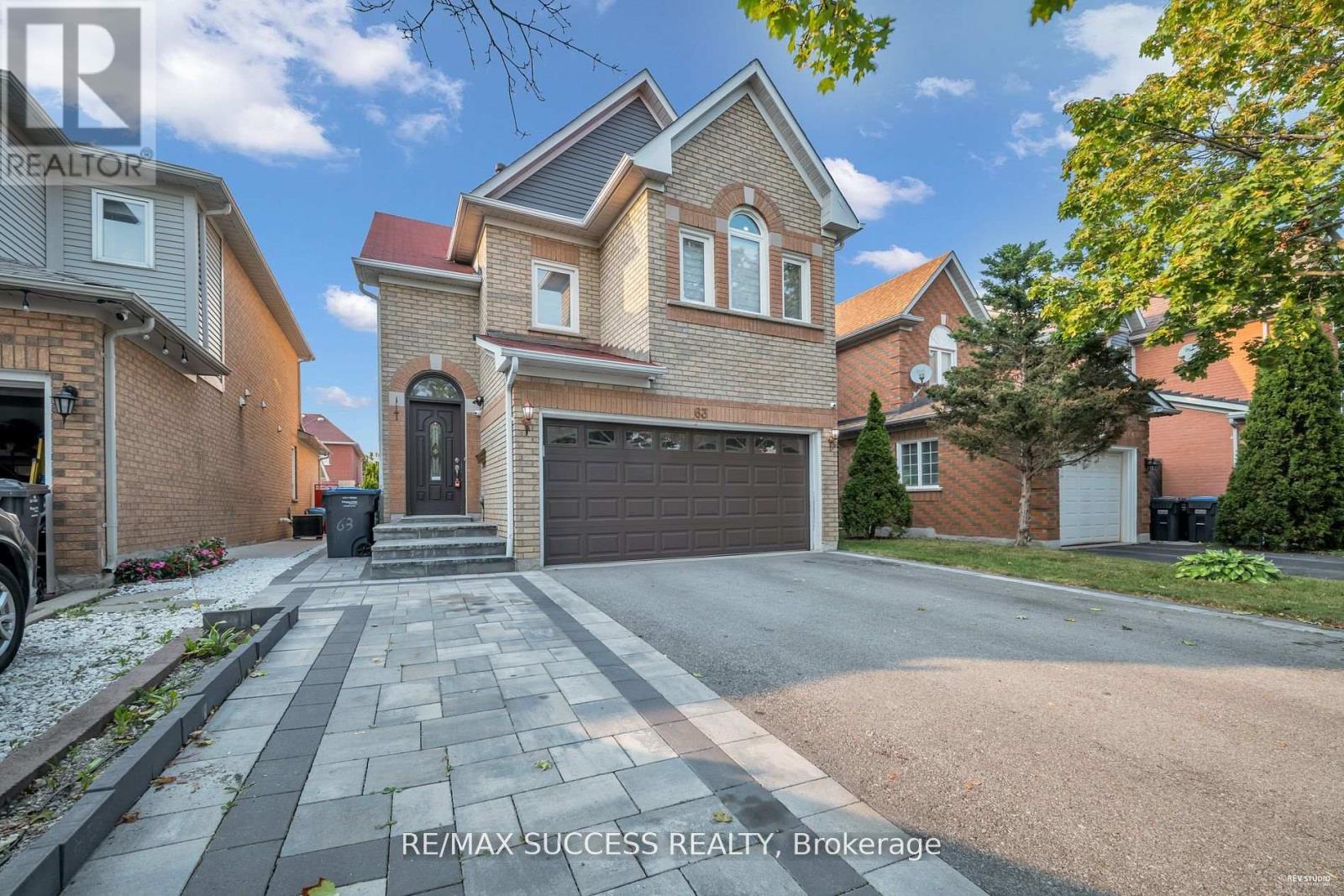 63 Blue Spruce St, Brampton, ON L6R 1C4
